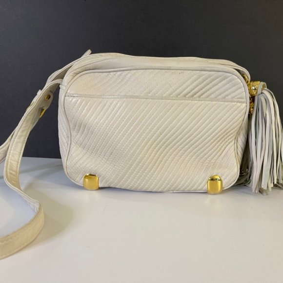 Vintage J Tiras Crossbody/Shoulder Ivory Bag Multi-Compartments, Tassels - Picture 3 of 12